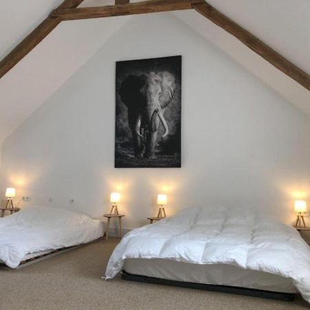 Merveilleux Cottage Dans Parc De 7,5 Hectares Saint-Nicolas-du-Pélem Eksteriør billede